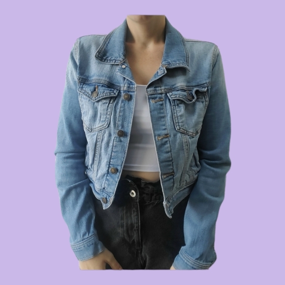 Forever 21 Jackets & Blazers - Denim cropped jacket